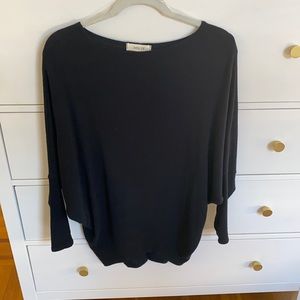 Jolie Long sleeve black sweater
